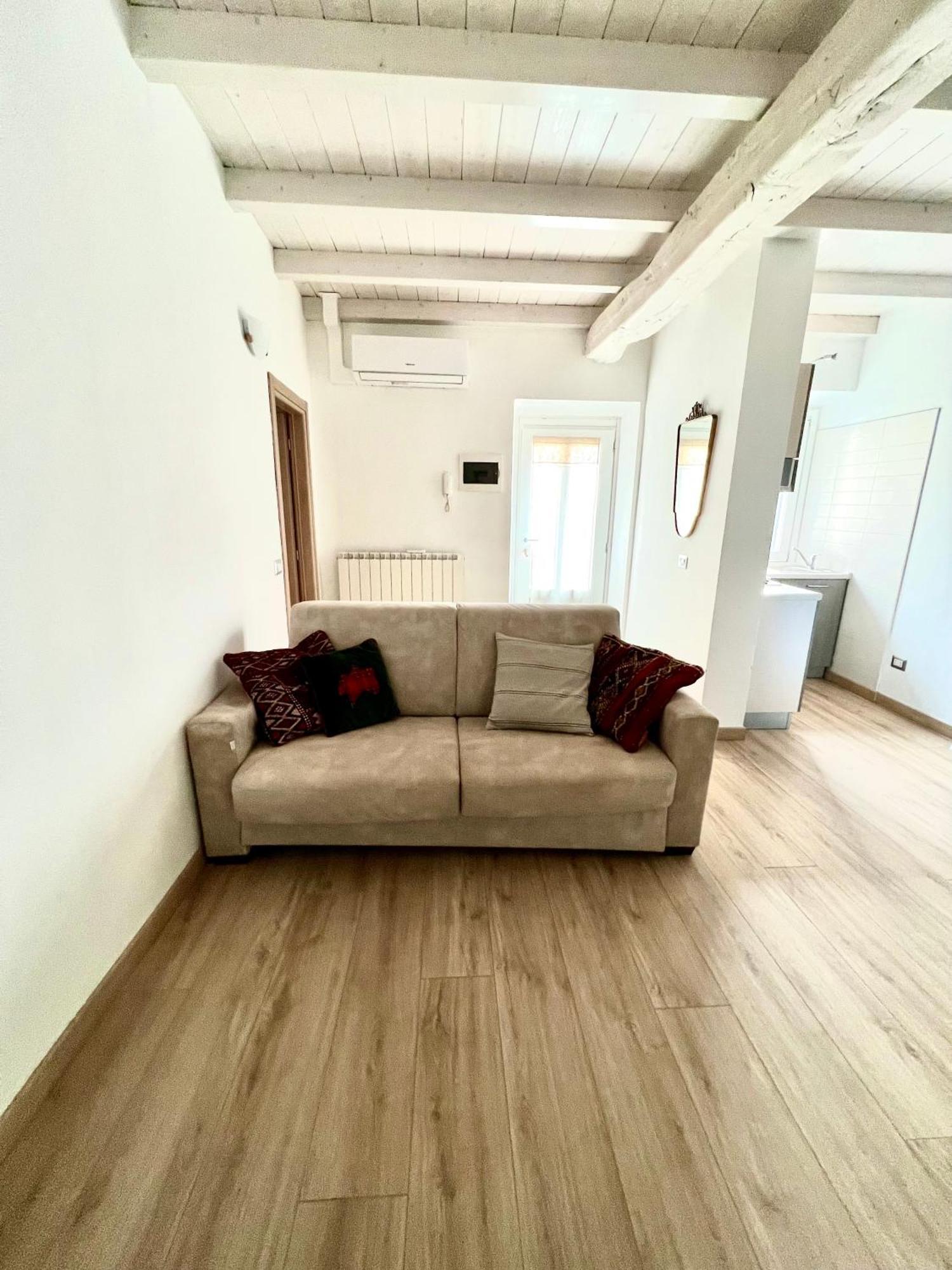 Casa Sul Lago Arona Esterno foto