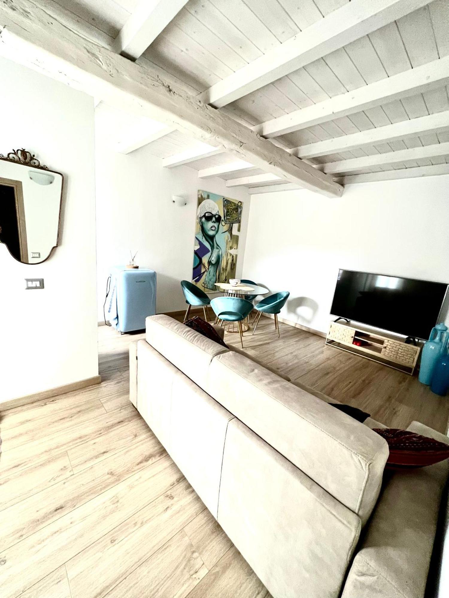 Casa Sul Lago Arona Esterno foto